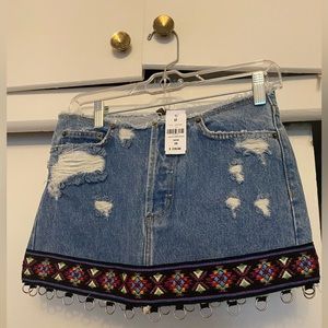 Carmar new with tags embroidered jean mini skirt size 24